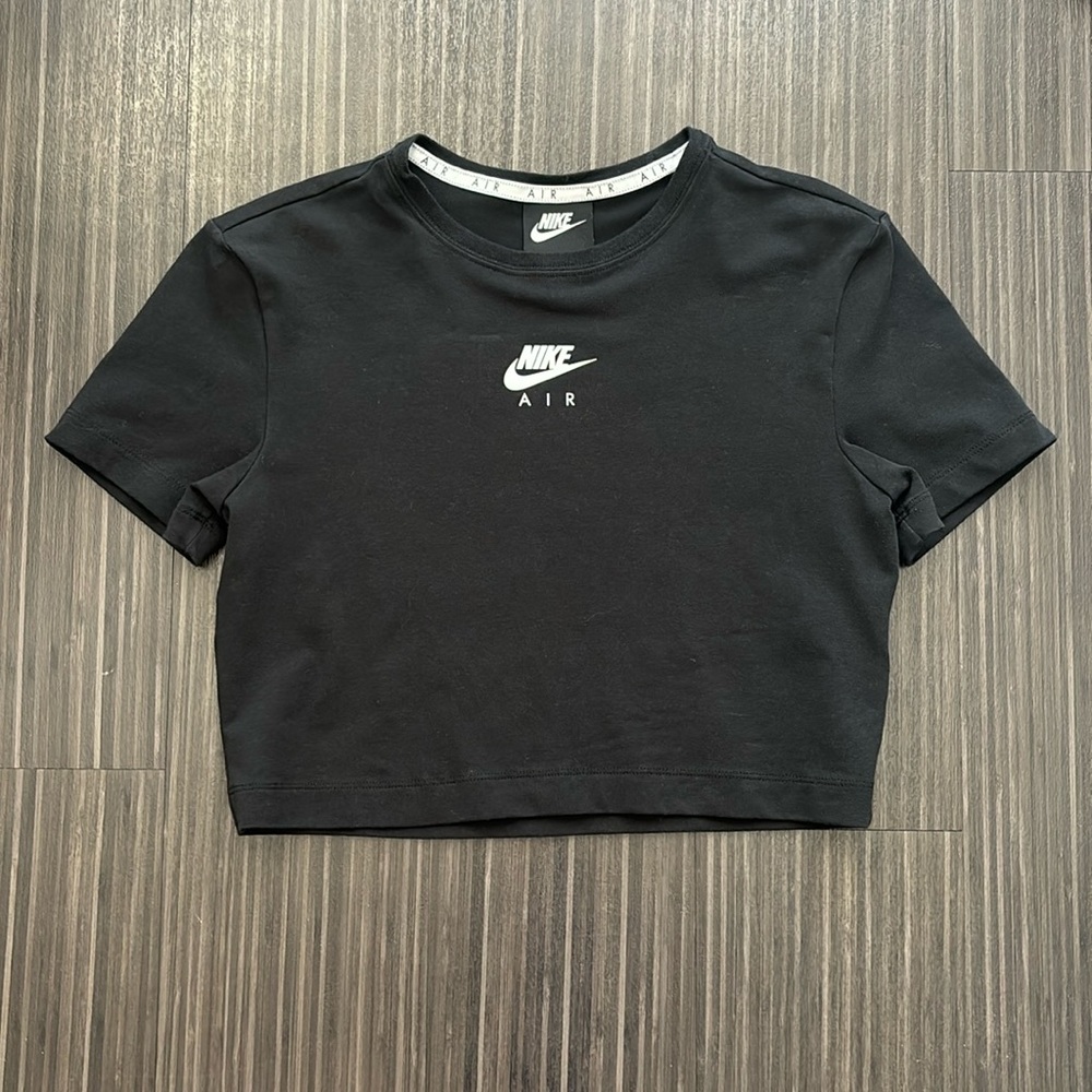 Nike Crop Top